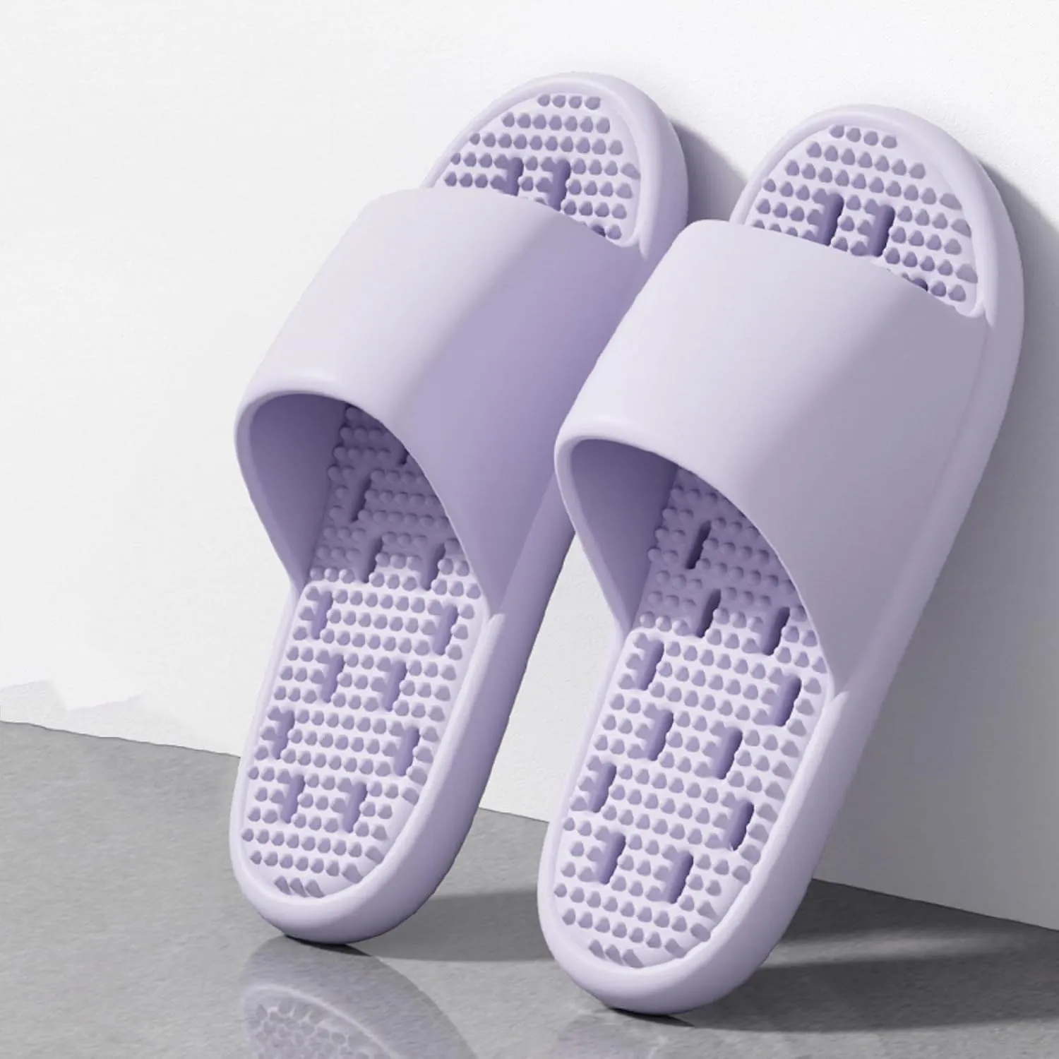 Cloud Slippers for Men Slides for Women Bathroom Slippers Men Womens Slides Ultra Comfort Gym Living Room