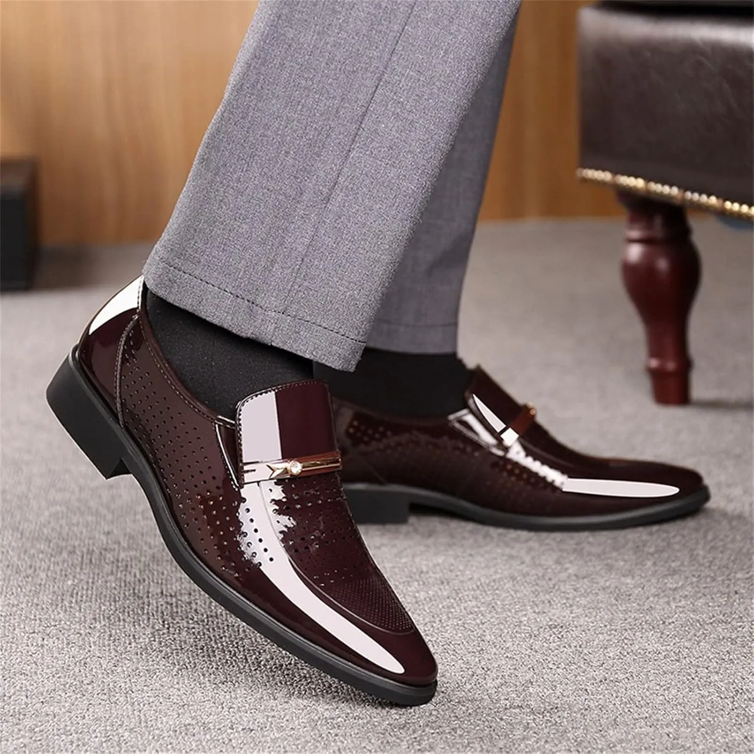 Dress Shoes for Men Fashion White Classic Style Mens Shoes Fashion Hollow Out Metal Strip Decoration Business Casual Leather Shoes Business Shoe for Men