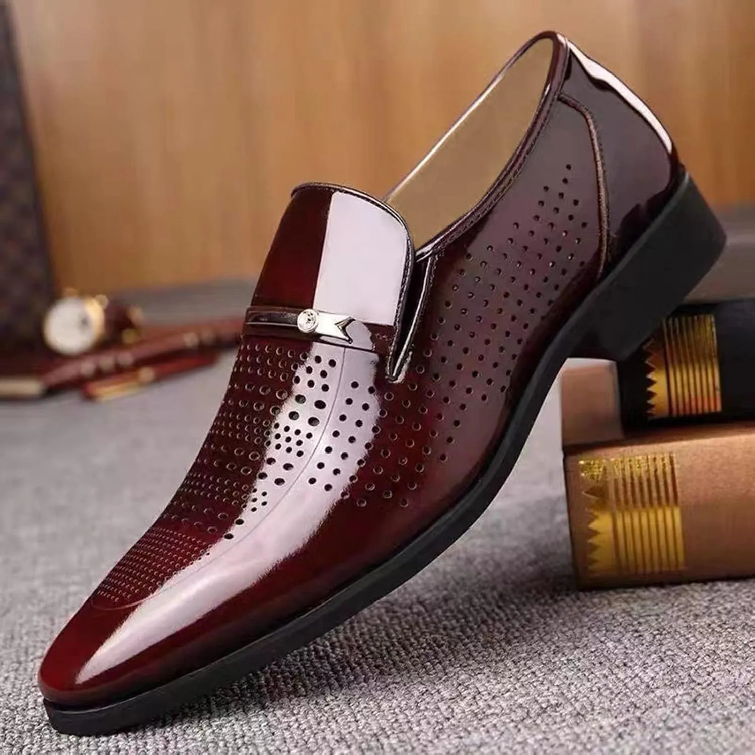 Dress Shoes for Men Fashion White Classic Style Mens Shoes Fashion Hollow Out Metal Strip Decoration Business Casual Leather Shoes Business Shoe for Men