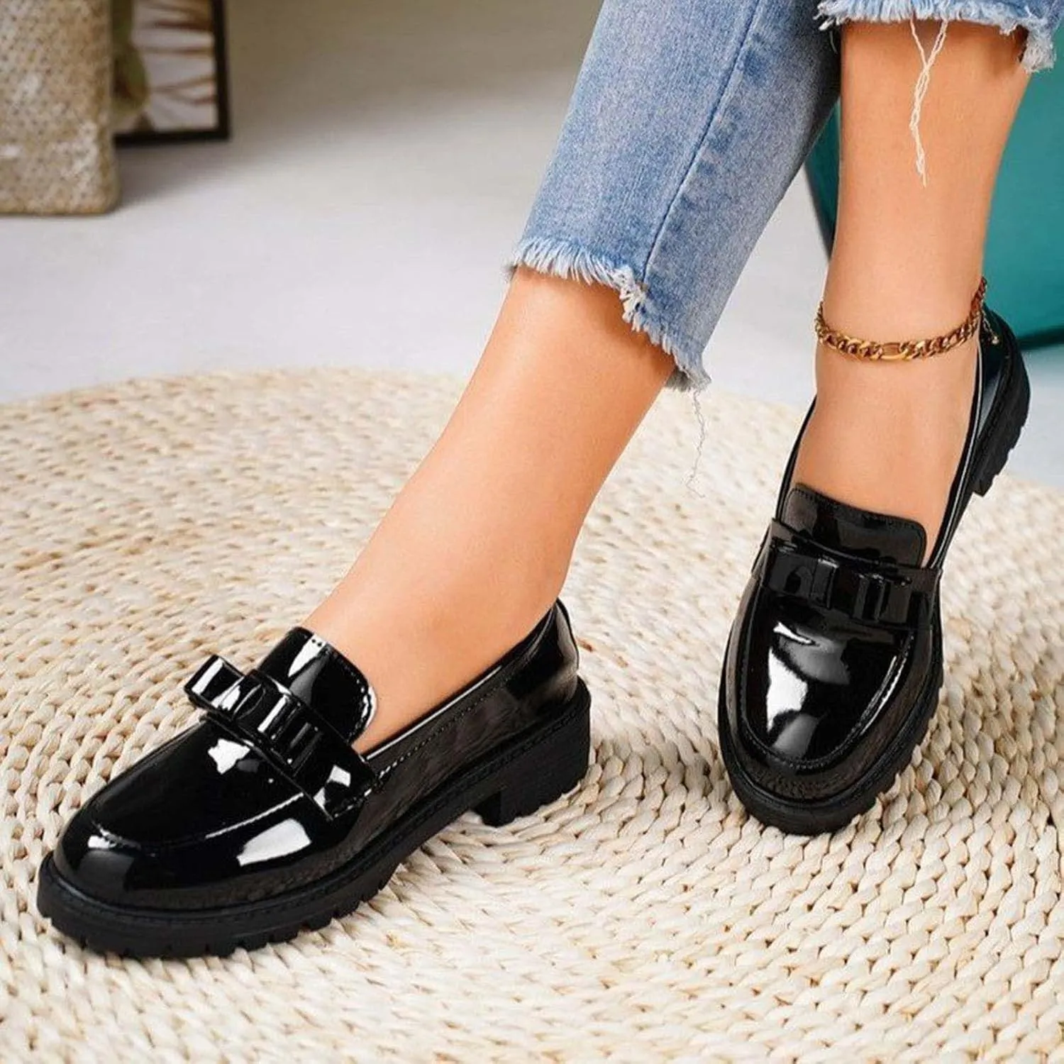 Loafers for Women Patent Platform Chunky Loafers Lug Sole Slip On Business Casual Shoes with Bow for Dressy and Work