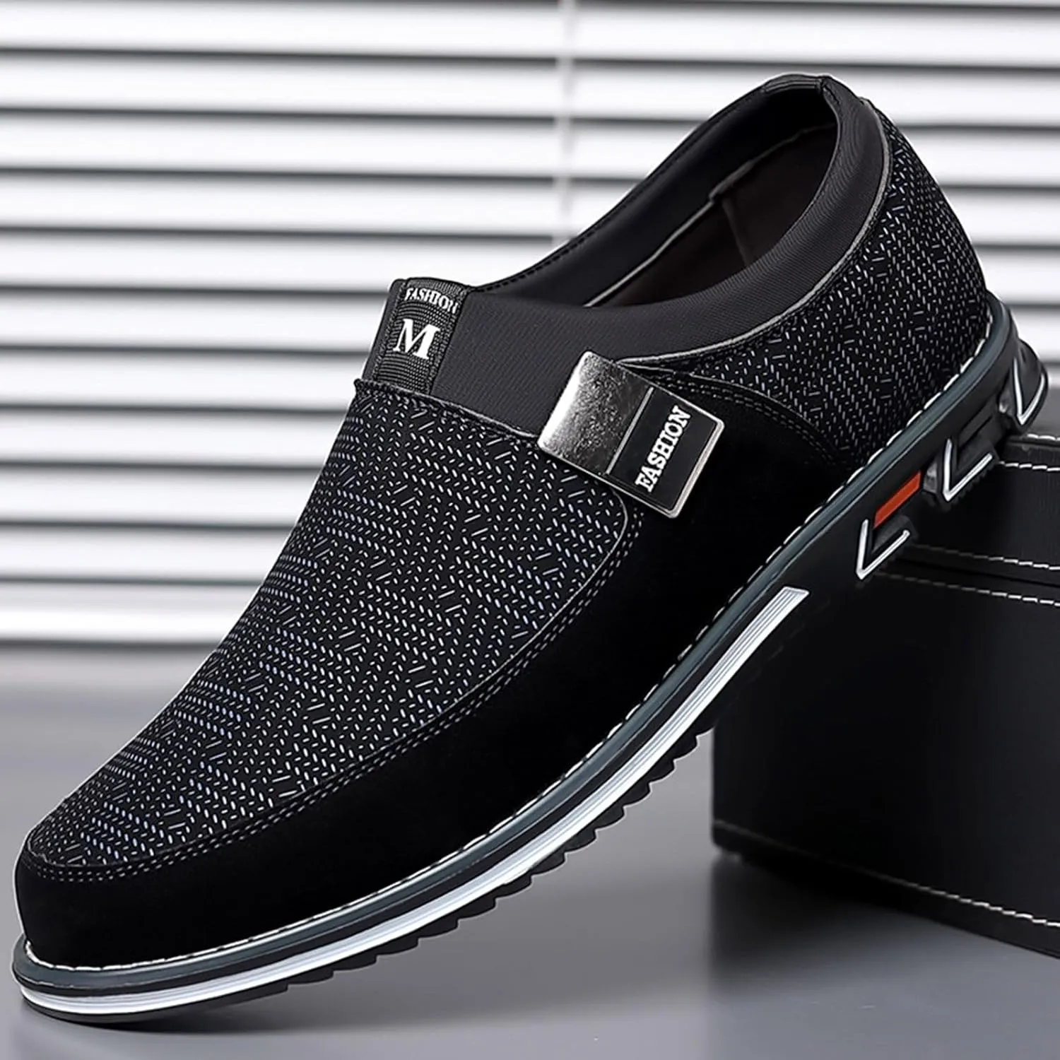 Men's Casual Dress Shoes Men Leather Shoes Fashion Men Business Breathable Colorblocking Casual Over Toe Leather