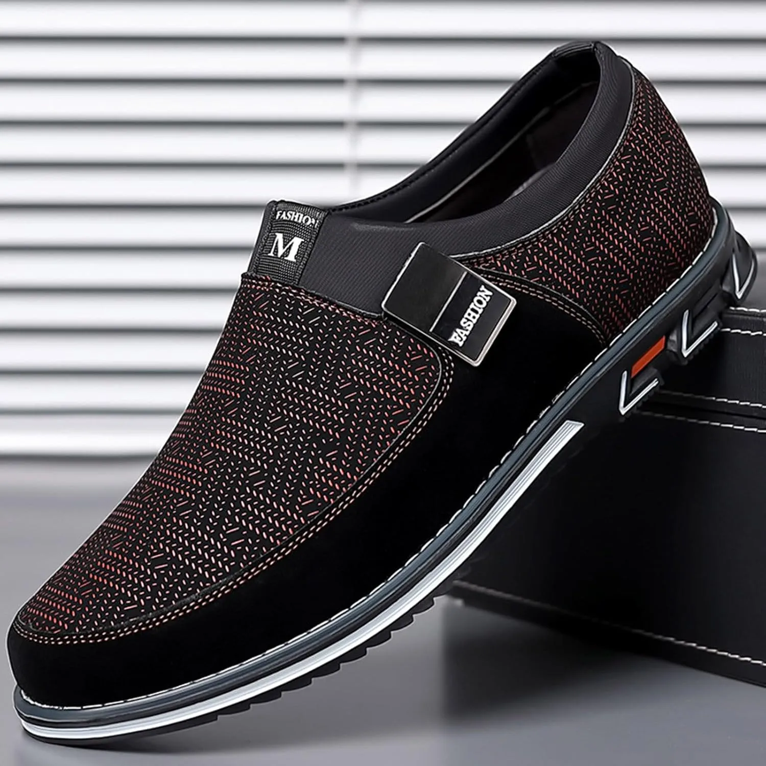 Men's Casual Dress Shoes Men Leather Shoes Fashion Men Business Breathable Colorblocking Casual Over Toe Leather