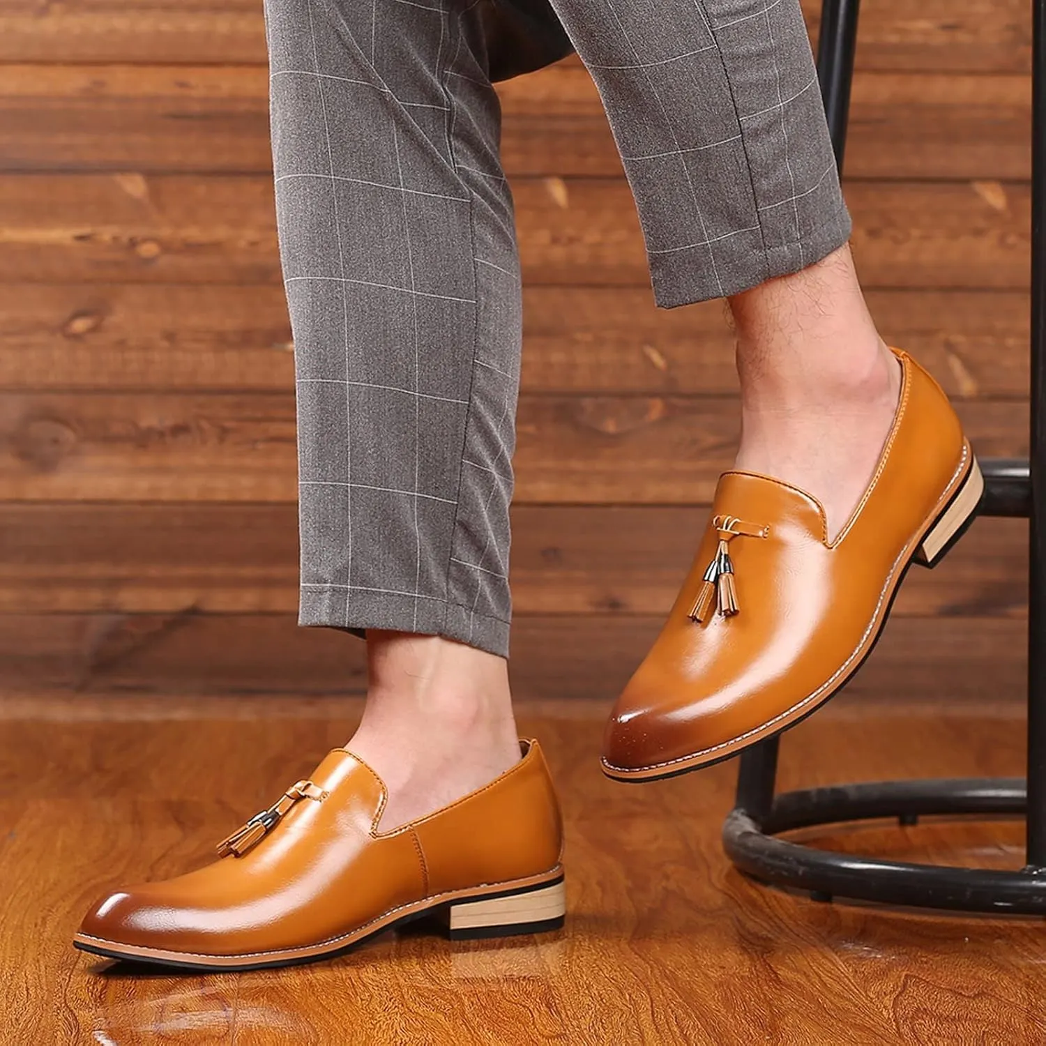 Men's Semi Formal Shoes Fashion Style Men's Breathable Tassel Comfortable Business Slip Black Dress Shoes Men Oxfords