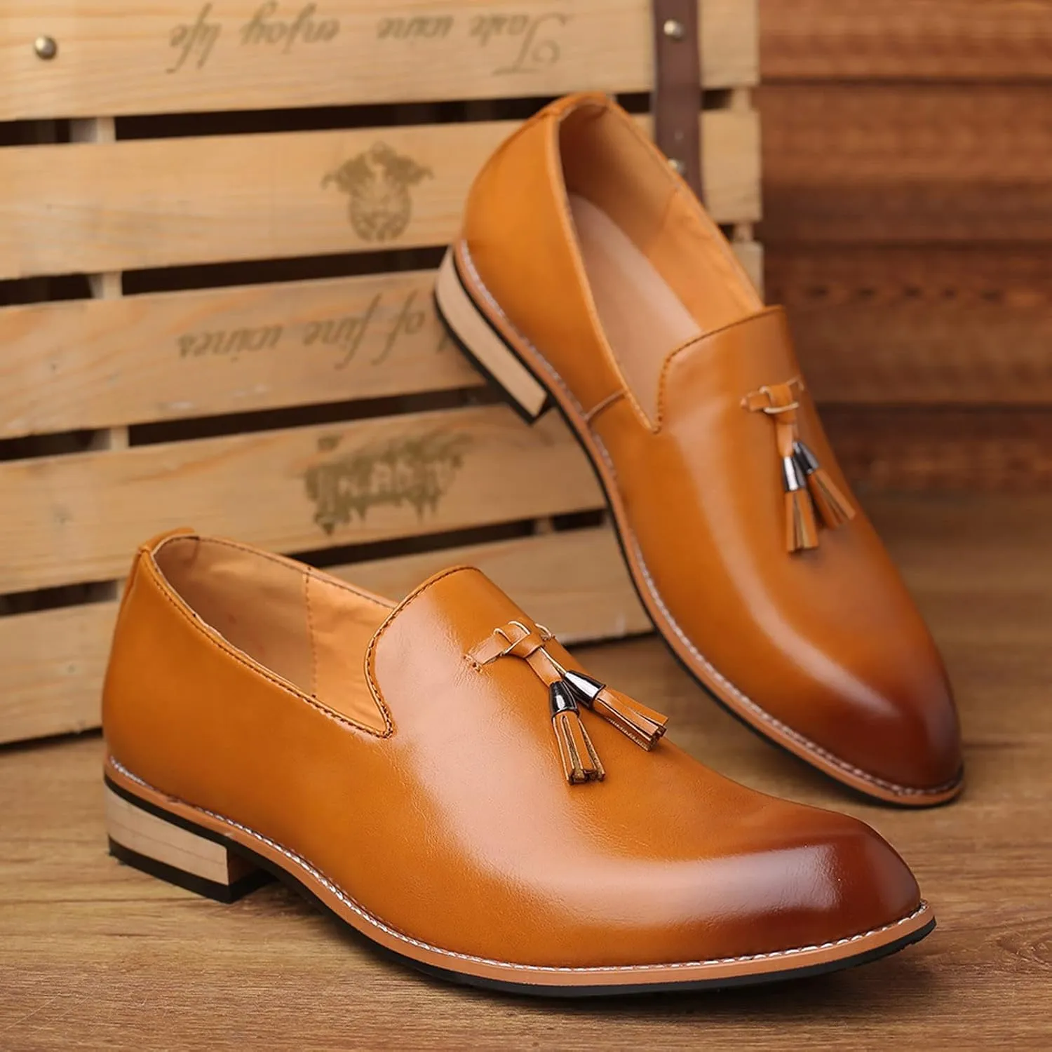 Men's Semi Formal Shoes Fashion Style Men's Breathable Tassel Comfortable Business Slip Black Dress Shoes Men Oxfords
