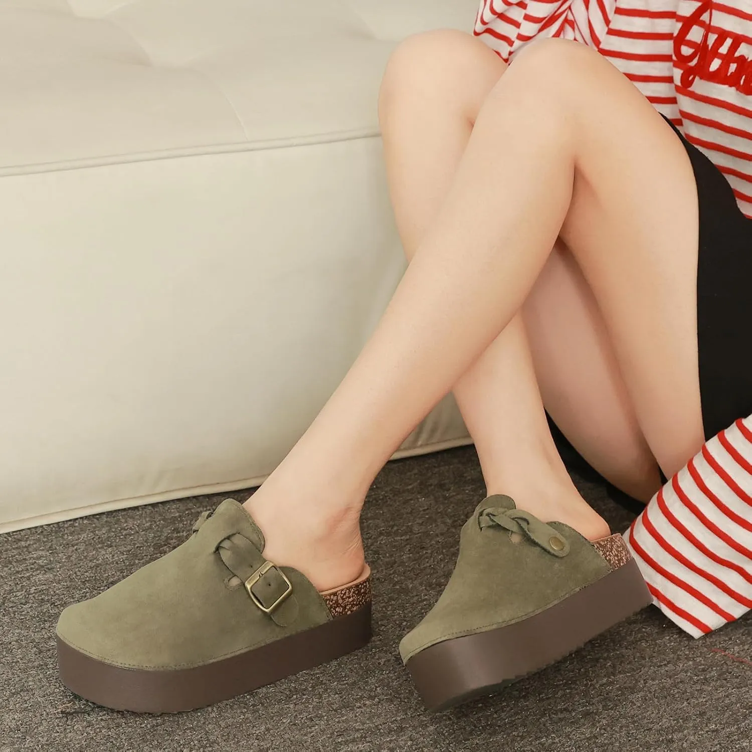 Suede Platform Clogs Women, Closed Toe Slippers Slides Sandals, Potato Shoes with Adjustable Buckle, Non Slip On Mules