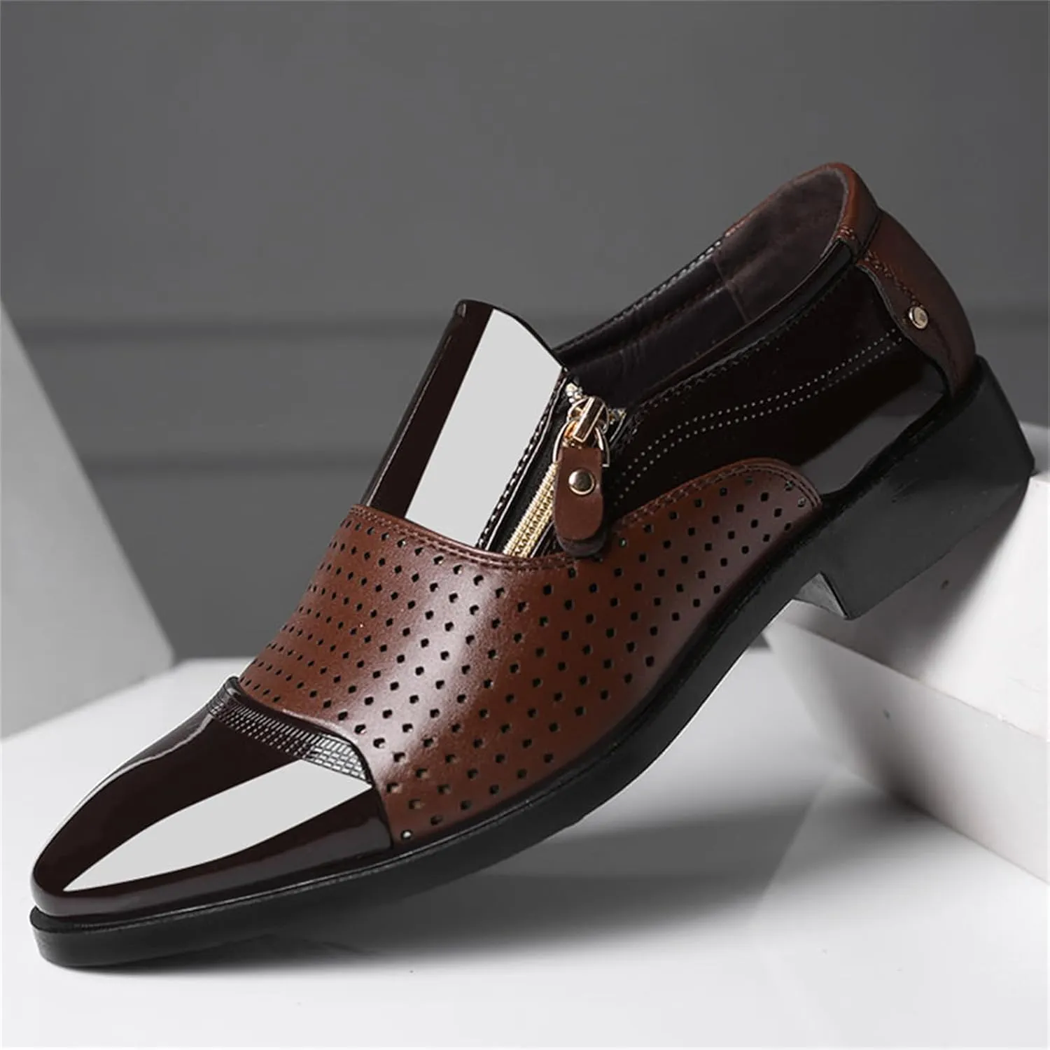 Tuxedo Dress Shoes for Men Classic Patent Leather Office Business Shoes Zipper Hollow Breathable Formal Oxfords Shoes Brown