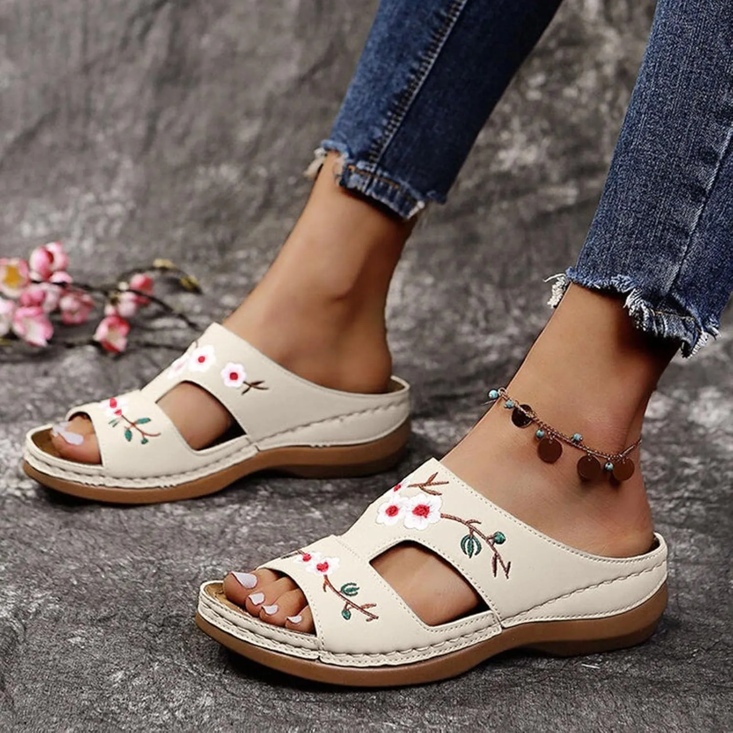 Vacation Sandals for Women Memory Foam Beach Slides Breathable Casual Sandals Women's Thick Bottom Sandals