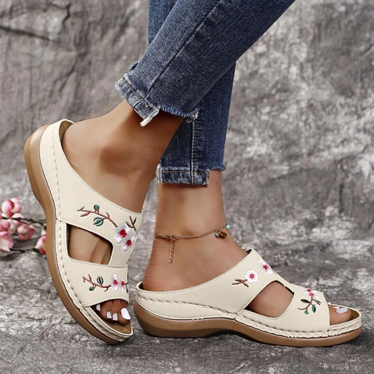 Vacation Sandals for Women Memory Foam Beach Slides Breathable Casual Sandals Women's Thick Bottom Sandals