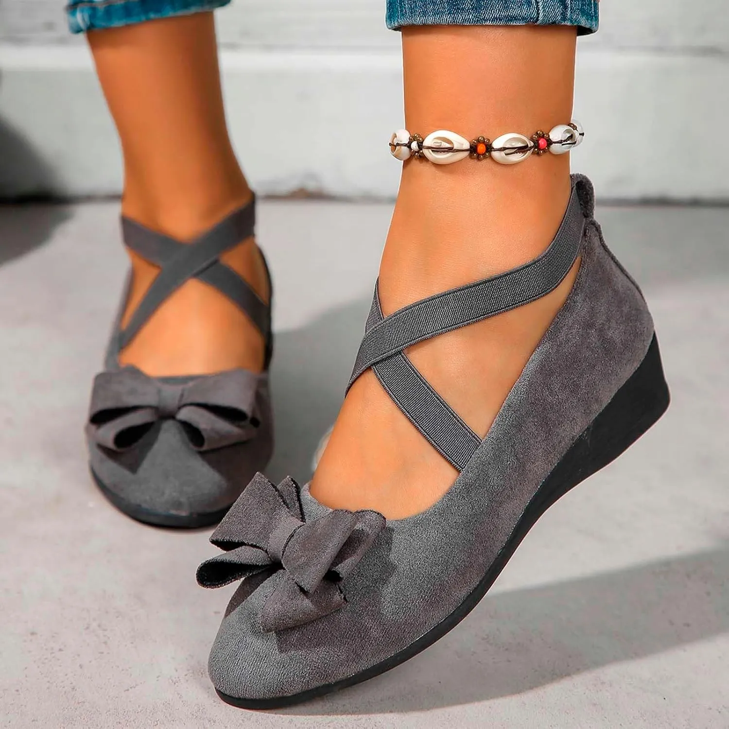 Women's Comfortable Suede Casual Shoes Low Heel Elastic Strap Slip-On Walking Footwear for Daily Wear and Outings