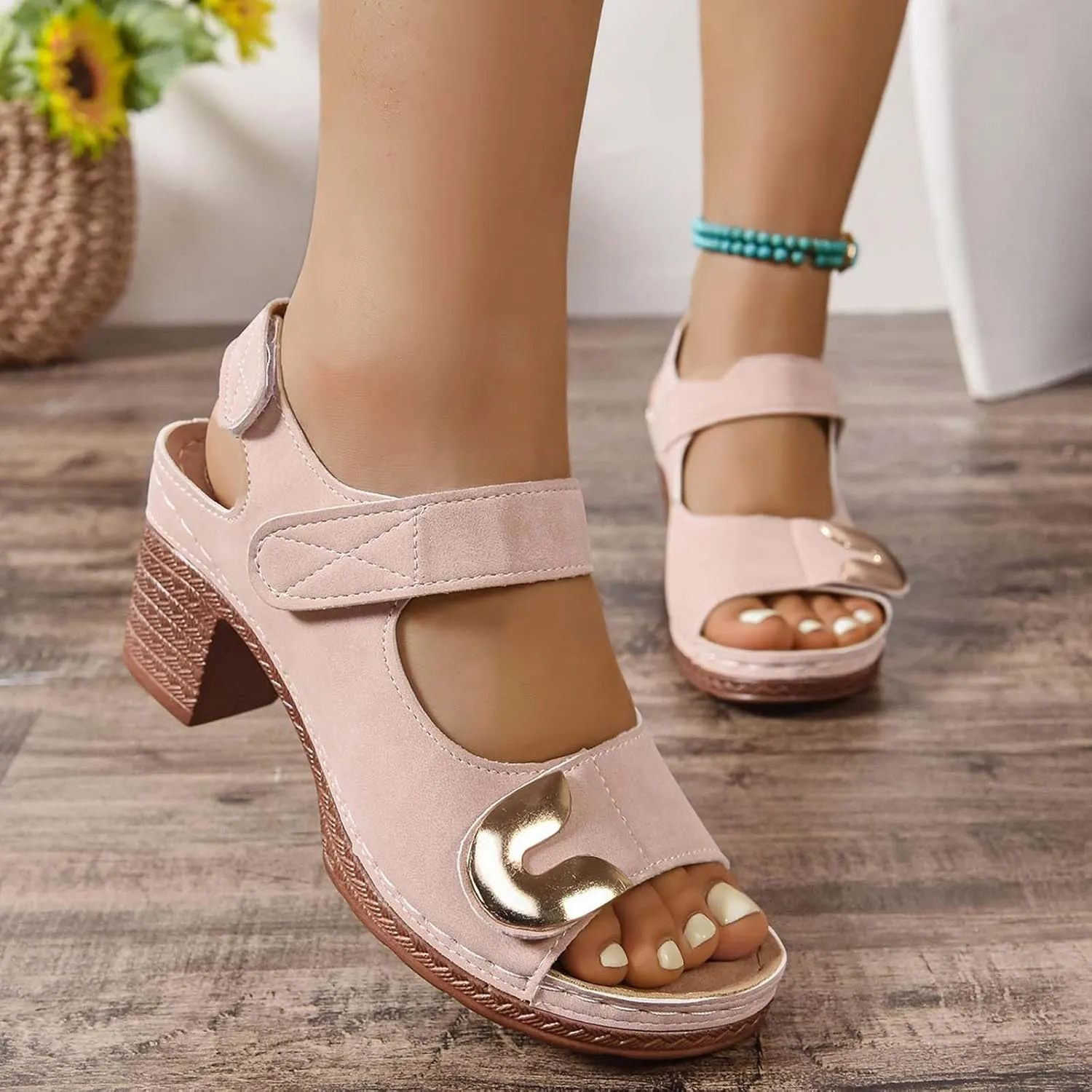 Women's Summer Fashion Slope Heel Sandals Casual Comfortable Open Toe Mid Heel Footwear for Daily Wear and Travel