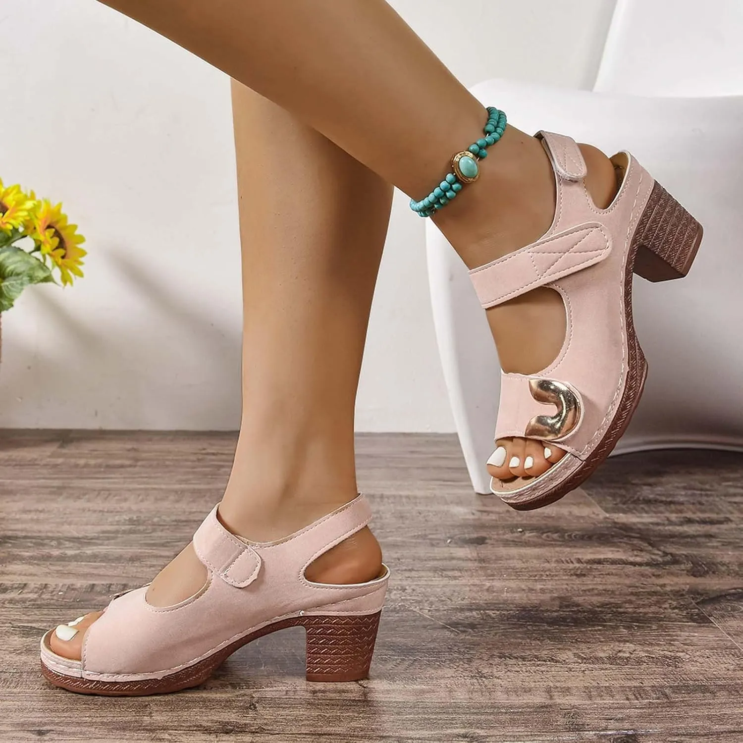 Women's Summer Fashion Slope Heel Sandals Casual Comfortable Open Toe Mid Heel Footwear for Daily Wear and Travel