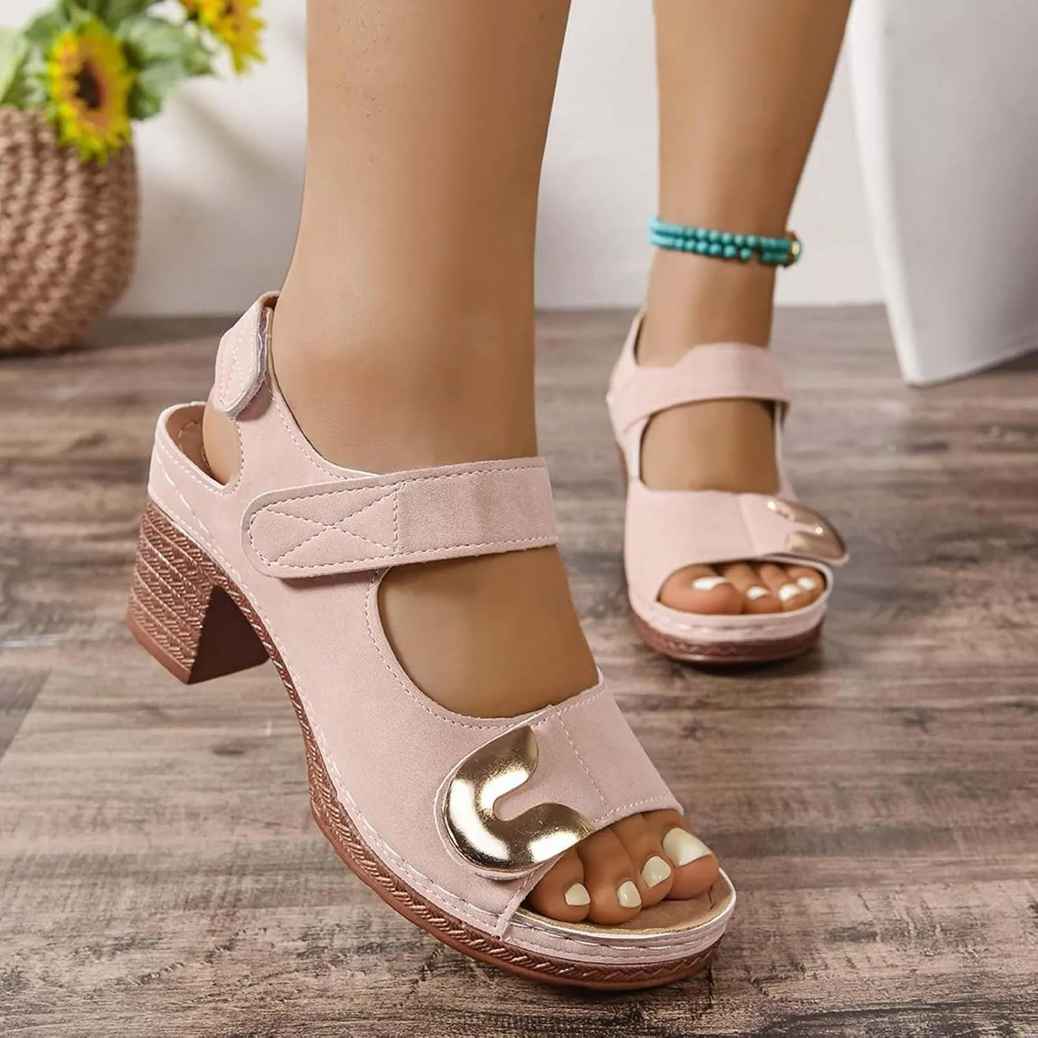 Women's Summer Fashion Slope Heel Sandals Casual Comfortable Open Toe Mid Heel Footwear for Daily Wear and Travel
